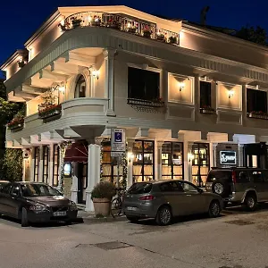 Koja Boutique , Tirana Albanië