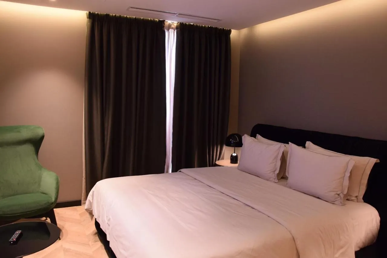 Hotel Unik Tirana 4*,  Albania