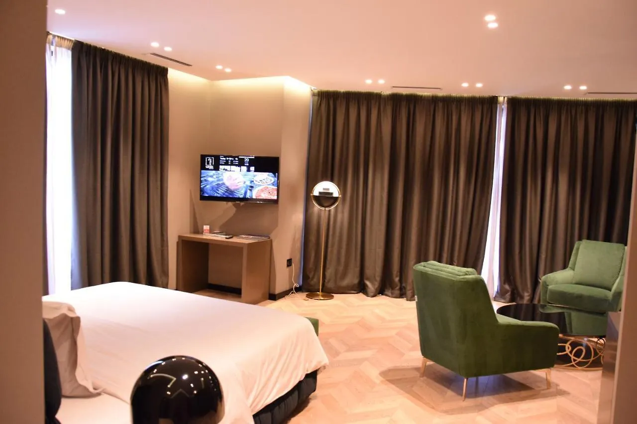 Hotel Unik Selitë e Vogël
