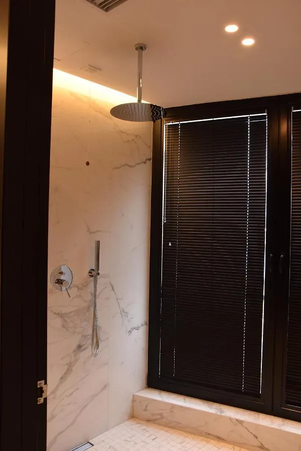 Hotel Unik Selitë e Vogël