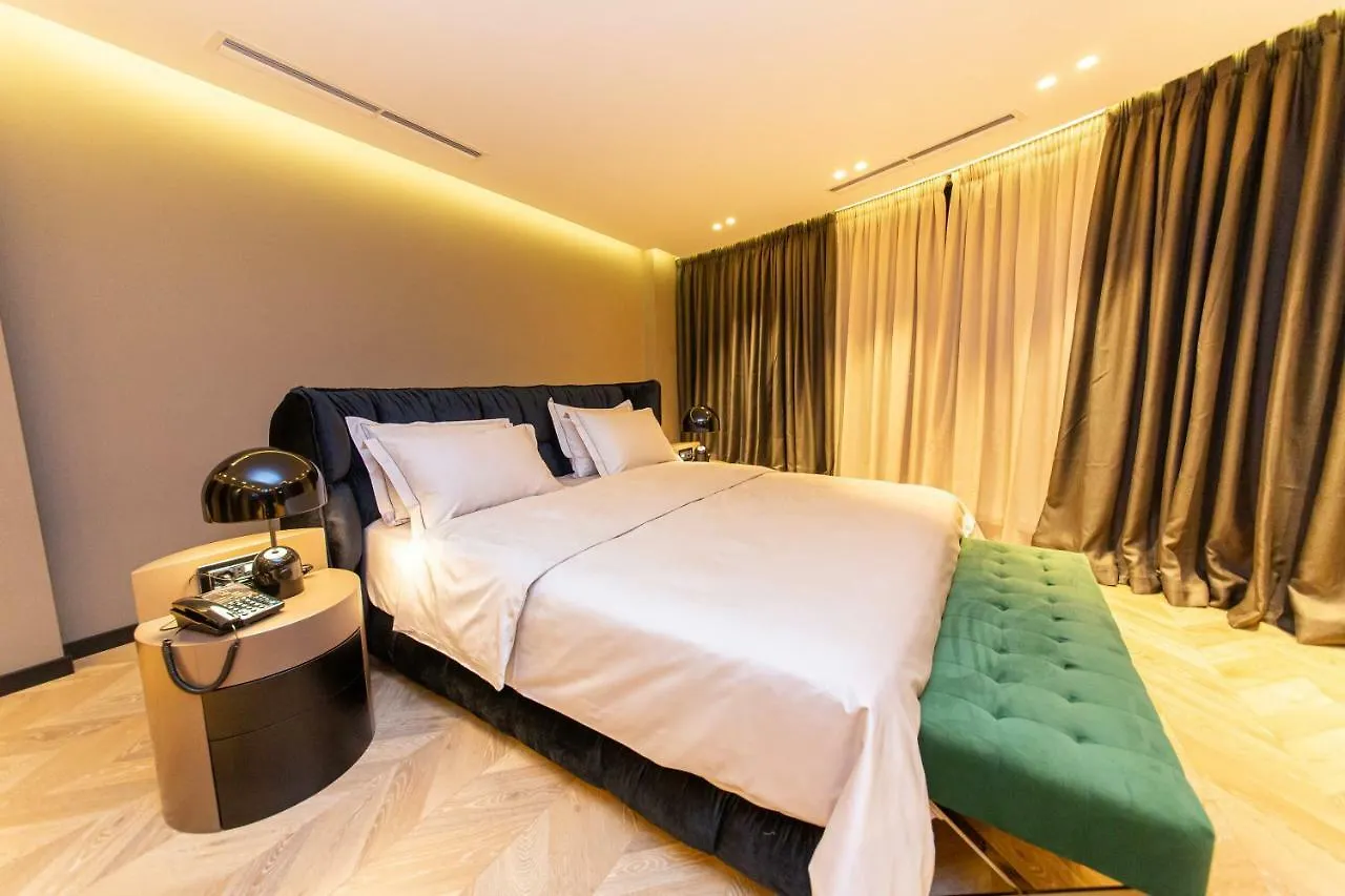 ****  Hotel Unik تيرانا ألبانيا