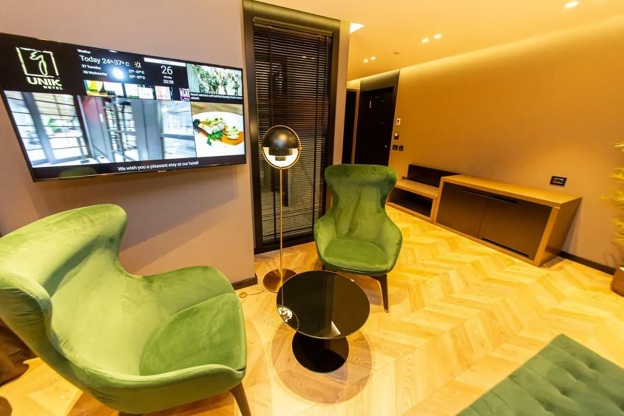 Hotel Unik تيرانا 4*,  ألبانيا